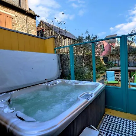 La Goutte D'or Bed & Breakfast Combourg